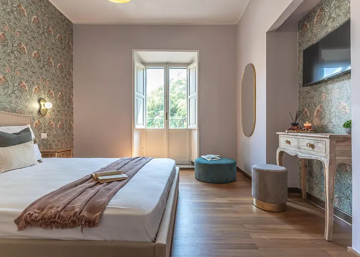 Gabrielle - Charming In Trastevere *