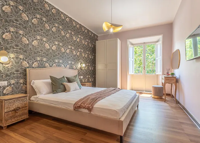 Gabrielle - Charming In Trastevere Apartament *